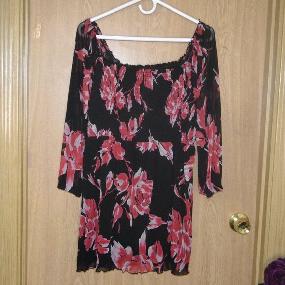 Inc International Concept Women's Smocked Babydoll Pink Floral Blouse - Picture 8 of 9